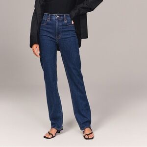 Abercrombie & Fitch Curve Love The 90s Straight Ultra High Rise Jeans